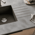 plan de travail compact avis, vue flat-lay cuisine