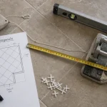 Pose carrelage diagonale 45° : calepinage et coupes nettes